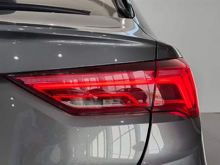 Фото 21 - Audi Q3 Sportback