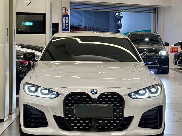 Фото 2 - BMW 4 Series