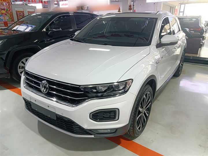 Фото 2 - Volkswagen T-Roc