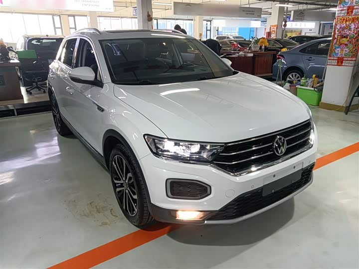 Фото 4 - Volkswagen T-Roc