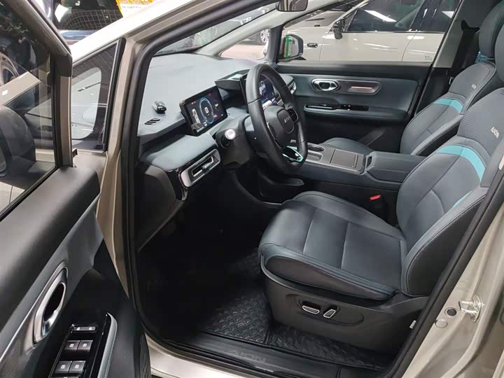 Фото 16 - GAC Aion Y