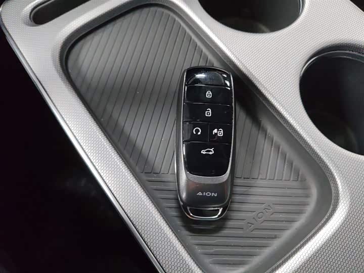 Фото 9 - GAC Aion Y