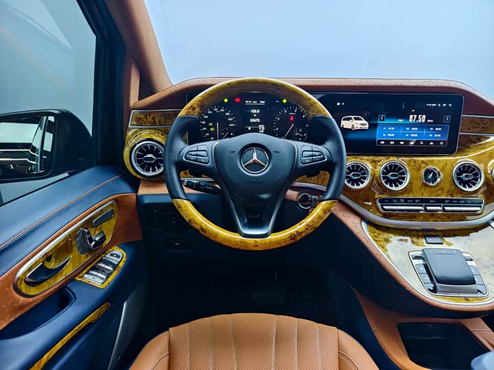 Фото 12 - Mercedes-Benz Vito