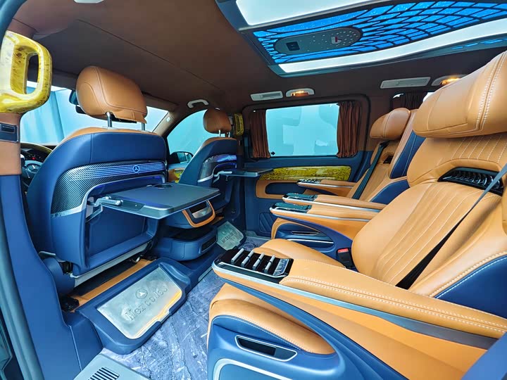 Фото 16 - Mercedes-Benz Vito