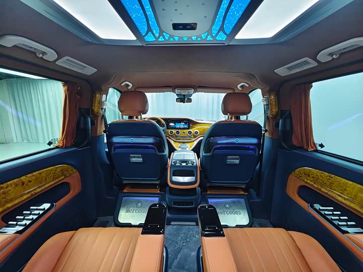 Фото 20 - Mercedes-Benz Vito