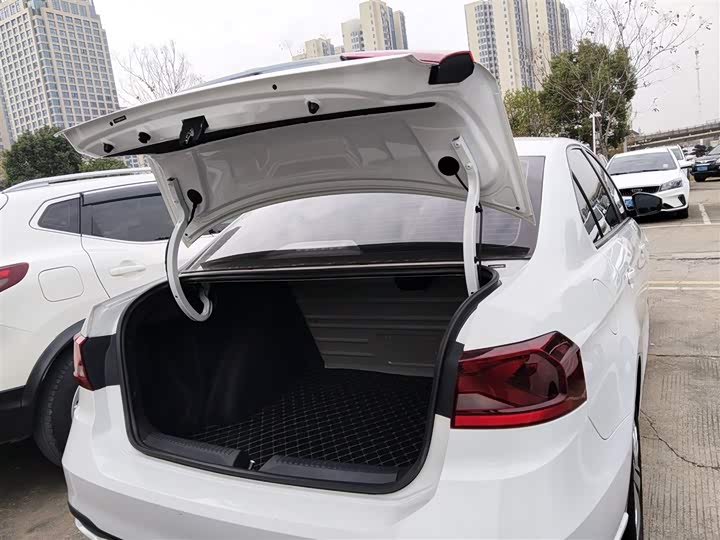 Фото 19 - Jetta VA3