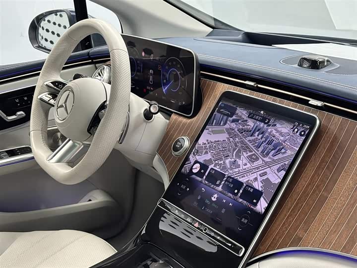 Фото 10 - Mercedes-Benz EQE