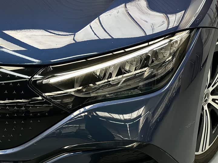 Фото 4 - Mercedes-Benz EQE