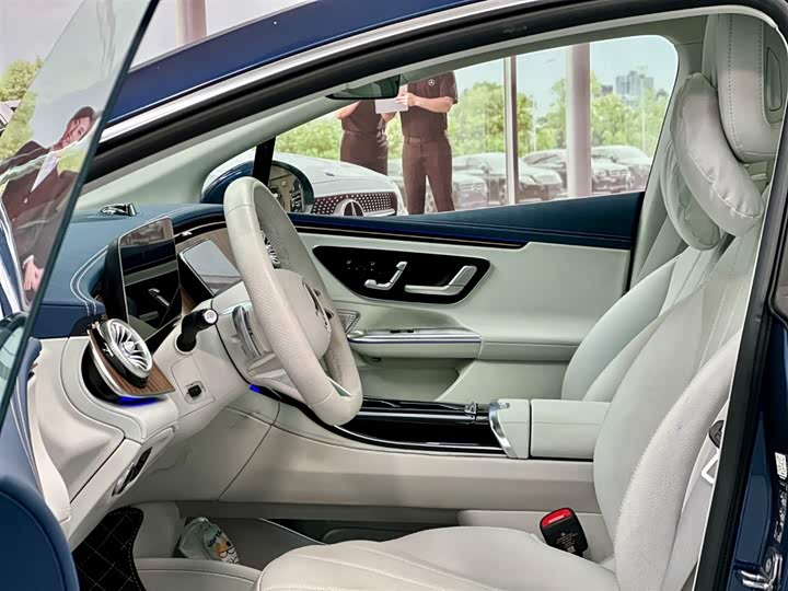 Фото 6 - Mercedes-Benz EQE