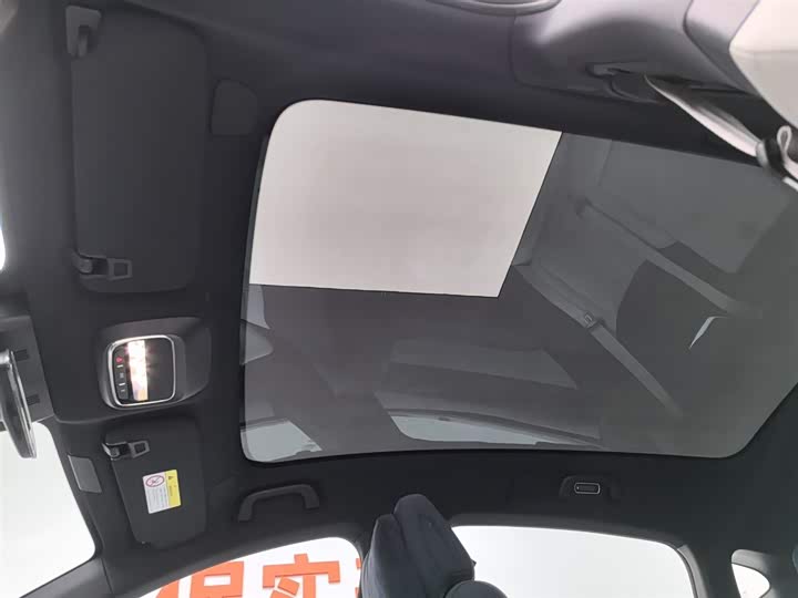 Фото 14 - XPeng G6