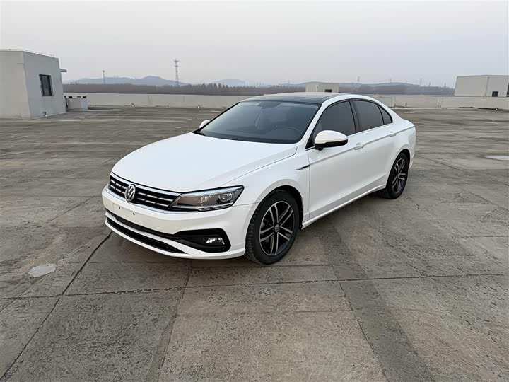 Фото 2 - Volkswagen Lamando L