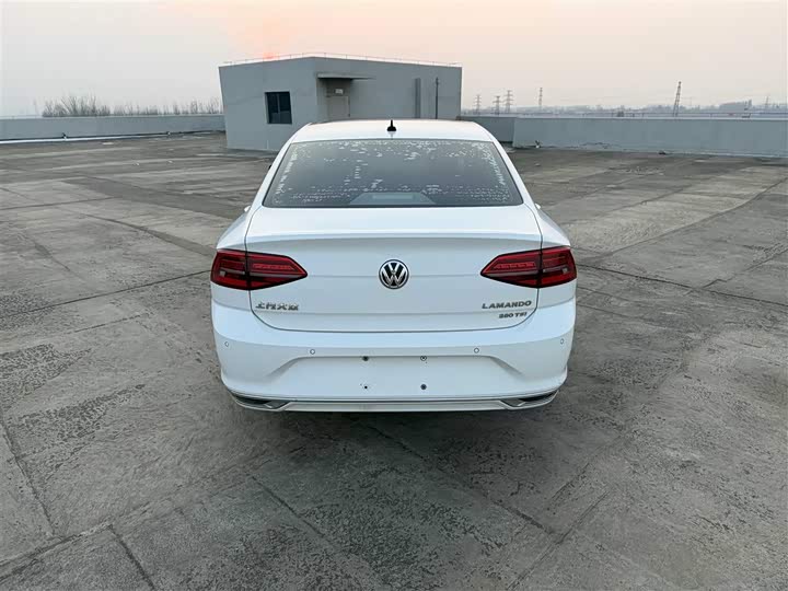 Фото 8 - Volkswagen Lamando L