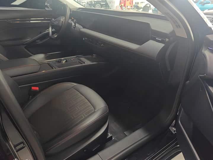 Фото 8 - Ford Mondeo