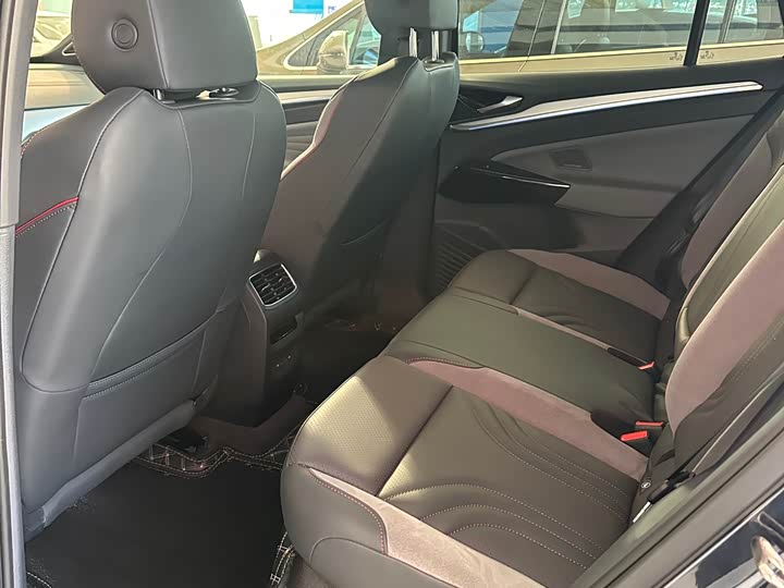 Фото 8 - Volkswagen ID.4 Crozz