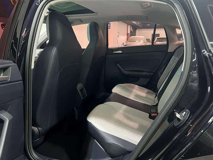 Фото 10 - Volkswagen Lavida