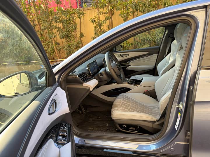 Фото 6 - BYD Seal