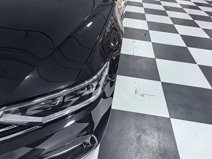 Фото 5 - Volkswagen Magotan