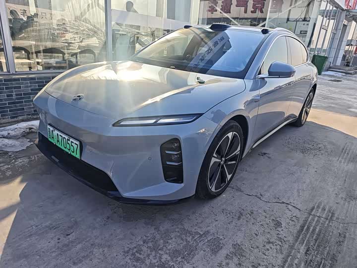 Фото 1 - Nio ET5T