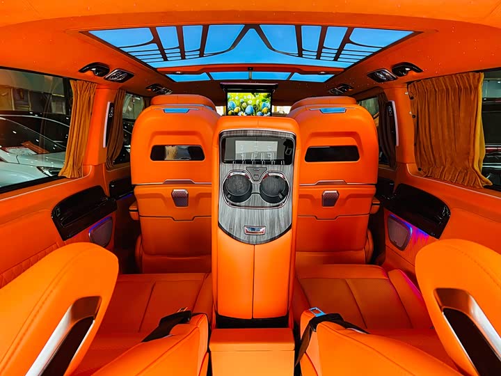 Фото 8 - Mercedes-Benz Vito