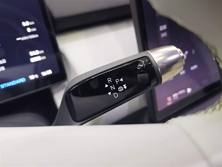 Фото 14 - XPeng F57