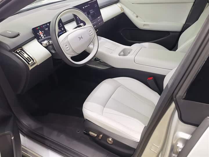 Фото 16 - XPeng F57