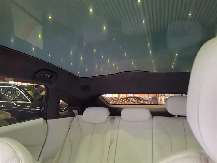 Фото 18 - XPeng F57