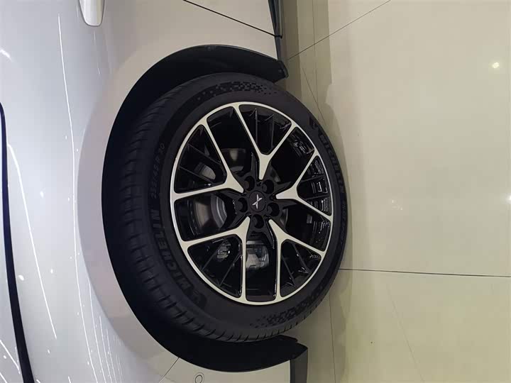 Фото 23 - XPeng F57