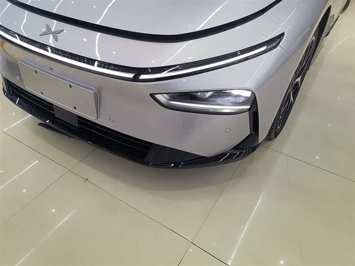 Фото 24 - XPeng F57