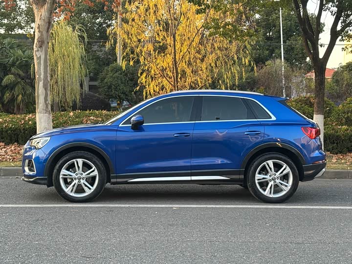 Фото 4 - Audi Q3