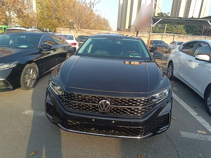 Фото 3 - Volkswagen Passat