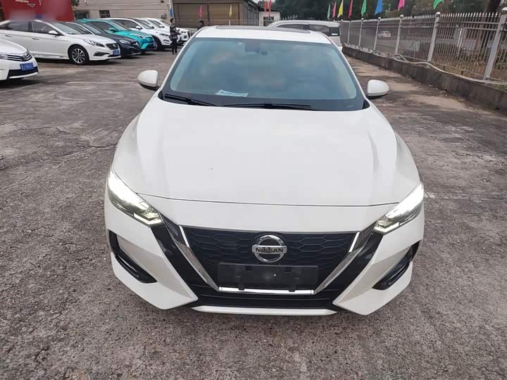 Фото 3 - Nissan Sylphy