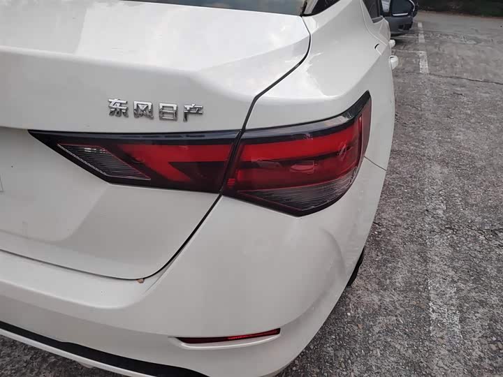 Фото 8 - Nissan Sylphy