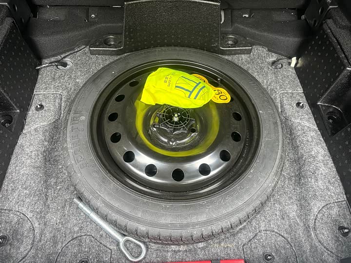 Фото 10 - MG Motor Pilot