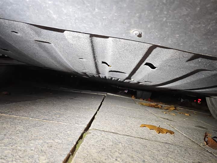 Фото 22 - GAC Aion Y