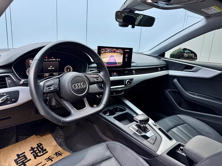 Фото 8 - Audi A5