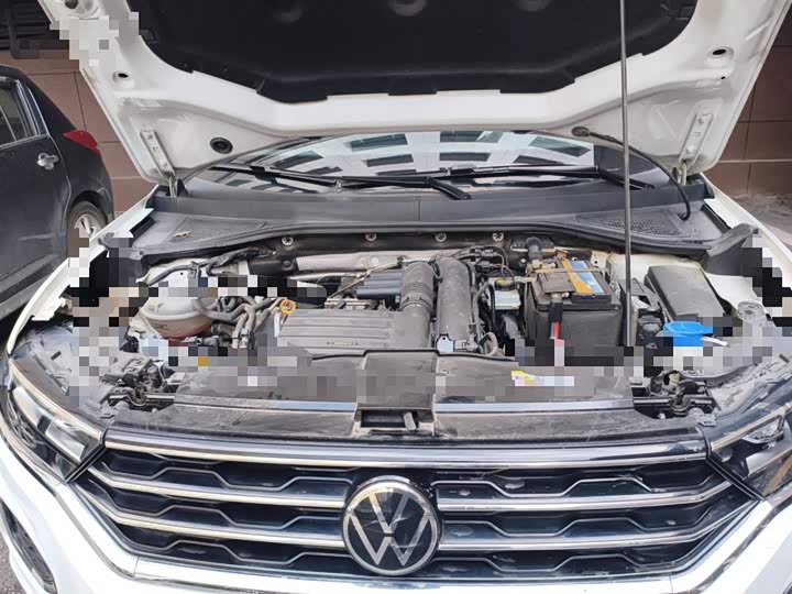 Фото 11 - Volkswagen T-Roc