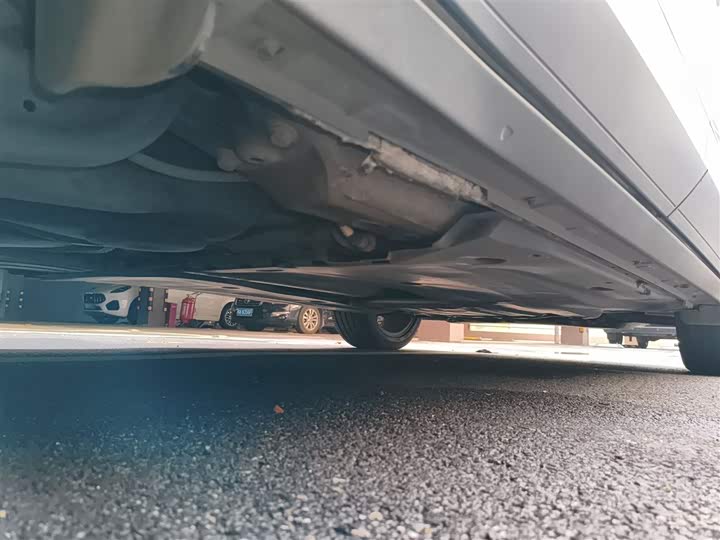 Фото 17 - Volkswagen T-Roc