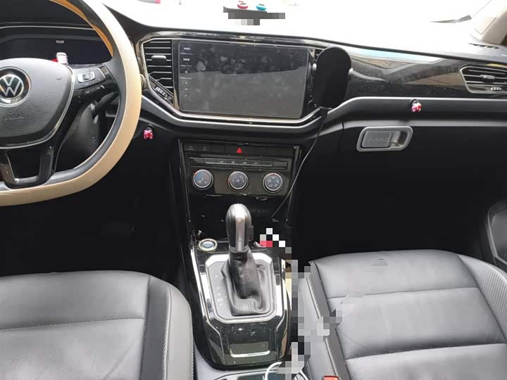 Фото 6 - Volkswagen T-Roc