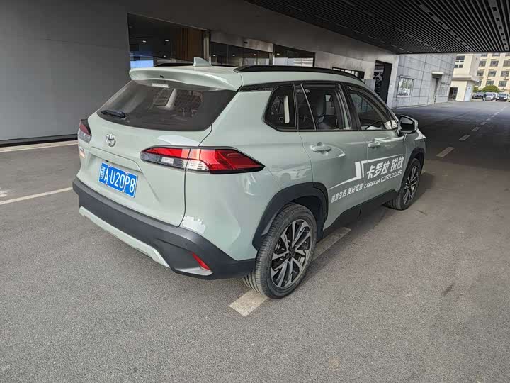 Фото 8 - Toyota Corolla Cross