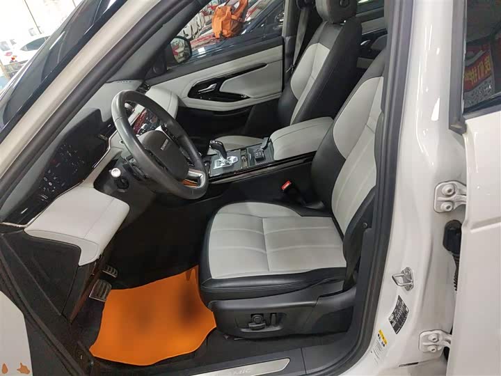 Фото 15 - Land Rover Range Rover Evoque L