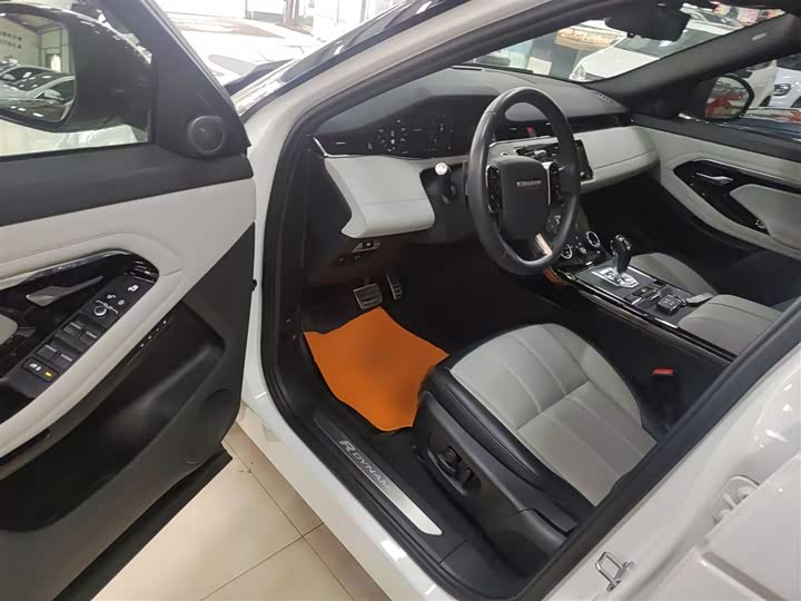 Фото 16 - Land Rover Range Rover Evoque L