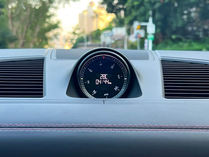 Фото 17 - Porsche Cayenne