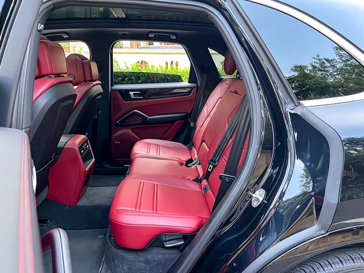 Фото 21 - Porsche Cayenne