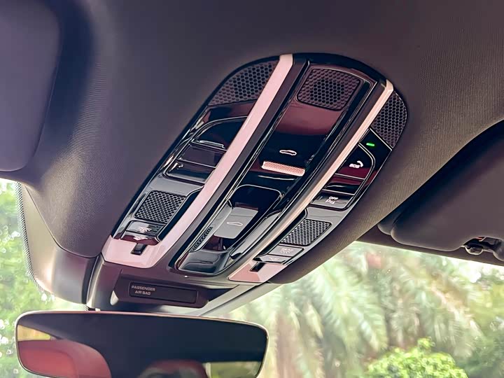 Фото 23 - Porsche Cayenne