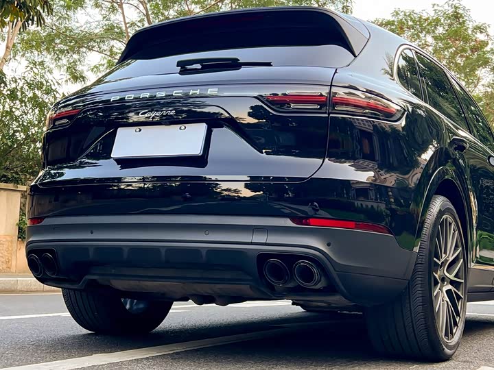 Фото 5 - Porsche Cayenne