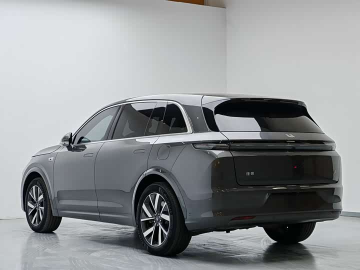 Фото 10 - LiXiang L7