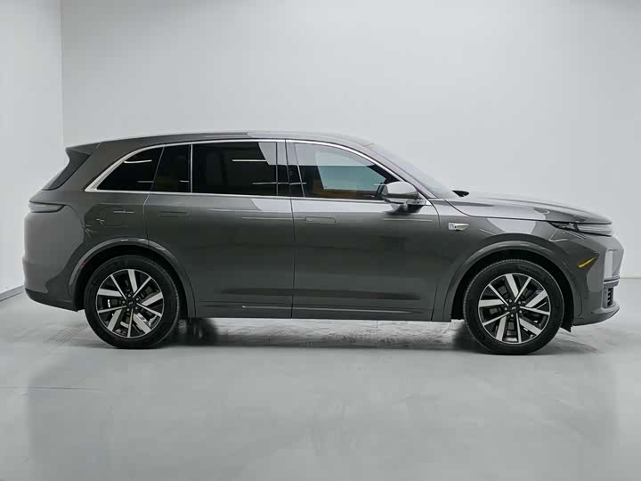 Фото 16 - LiXiang L7