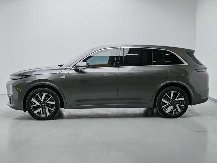 Фото 17 - LiXiang L7