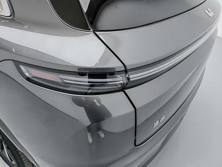 Фото 8 - LiXiang L7