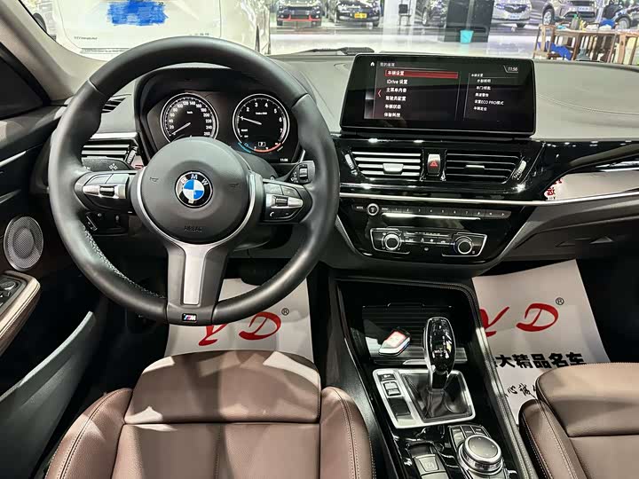 Фото 10 - BMW 1 Series